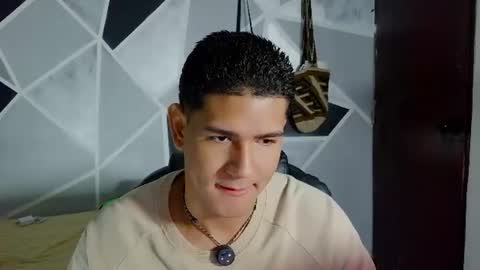 Snapshot of juanacock_2 chatting on 06-11-26, 12:47 Juan online show from 06-11-26, 12:47