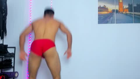 Juan Esteban online show from 09-23-25, 06:11