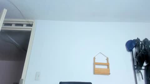 Juan Esteban online show from 10-01-25, 05:30