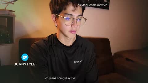 . online show from 11-21-25, 05:39