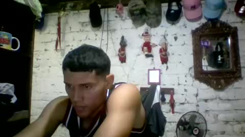 juandavid7261913970 online show from 11-01-25, 01:07