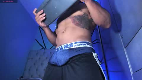 Snapshot of juande_24 chatting on 03-05-26, 06:26 independent model online show from 03-05-26, 06:26