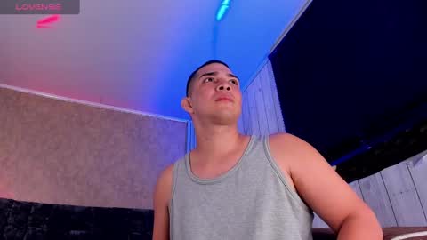 Juan David online show from 03-06-25, 02:08