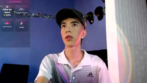 Snapshot of juandii26 chatting on 07-14-26, 09:42 juandi online show from 07-14-26, 09:42
