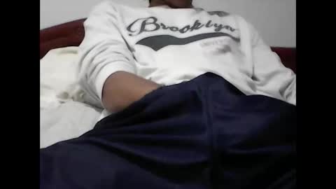 juandr27 online show from 11-16-25, 06:19