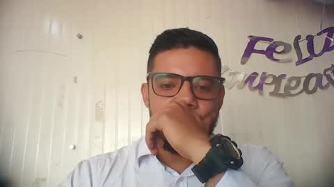 Snapshot of juanfe_style chatting on 12-04-25, 03:21 juanfe_style online show from 12-04-25, 03:21