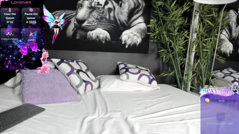 JUANITA online show from 12-26-24, 07:05