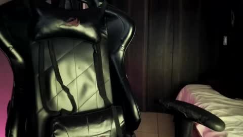 juanpt69 online show from 12-19-24, 06:01