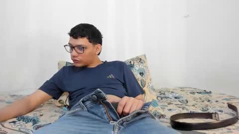 Snapshot of juansuarez204 chatting on 02-05-26, 10:25 juansuarez204 online show from 02-05-26, 10:25