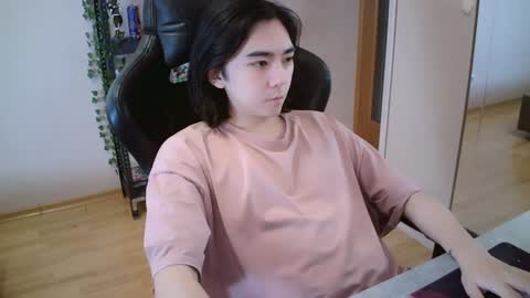 Aoi online show from 12-09-24, 04:56