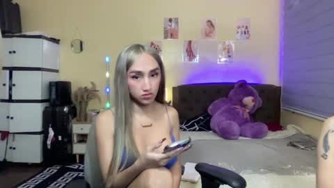 EloiseMoree online show from 12-20-24, 09:11