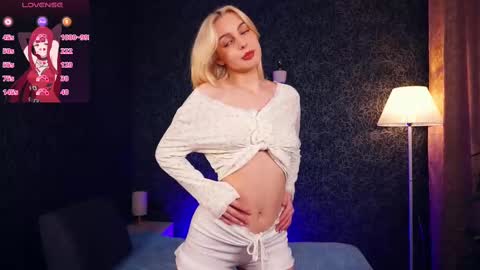 Snapshot of judithchristina chatting on 02-23-25, 06:45 We Kate and EvaDay AshleyNight Lovense is on PVT ALWAYS OPEN online show from 02-23-25, 06:45
