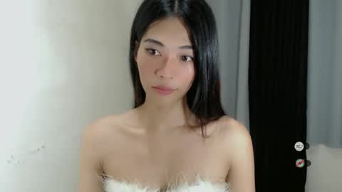 Snapshot of judy_fuckdoll chatting on 01-19-25, 04:33 JUDY online show from 01-19-25, 04:33