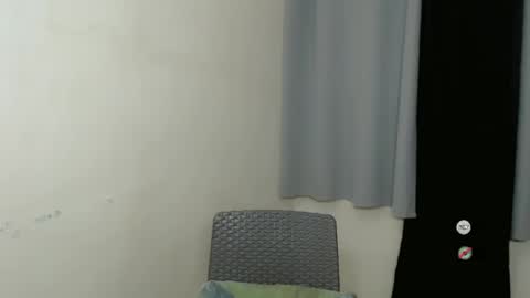 Snapshot of judy_fuckdoll chatting on 01-22-25, 05:59 JUDY online show from 01-22-25, 05:59
