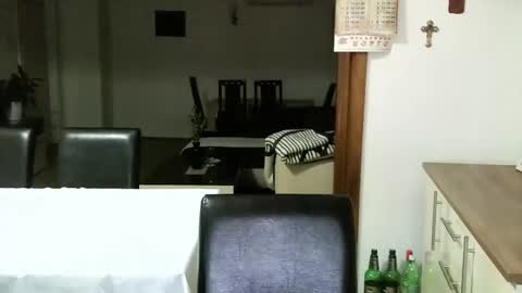 Snapshot of juicecuple chatting on 01-17-25, 04:17 CoupleJuice online show from 01-17-25, 04:17