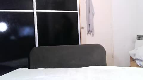 Snapshot of juicecuple chatting on 02-16-25, 05:59 CoupleJuice online show from 02-16-25, 05:59