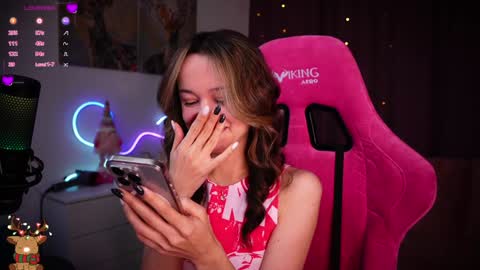 Snapshot of juicy___angel chatting on 12-04-24, 05:22 Angelina online show from 12-04-24, 05:22