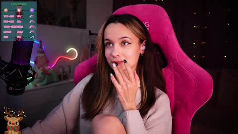 Snapshot of juicy___angel chatting on 12-14-24, 09:13 Angelina online show from 12-14-24, 09:13