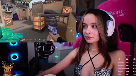 Snapshot of juicy___angel chatting on 01-20-25, 01:50 Angelina online show from 01-20-25, 01:50