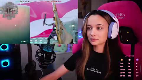 Snapshot of juicy___angel chatting on 02-23-25, 11:14 Angelina online show from 02-23-25, 11:14