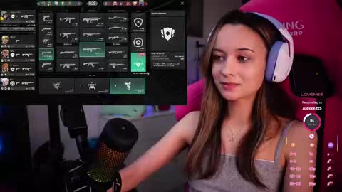 Snapshot of juicy___angel chatting on 02-25-25, 08:30 Angelina online show from 02-25-25, 08:30