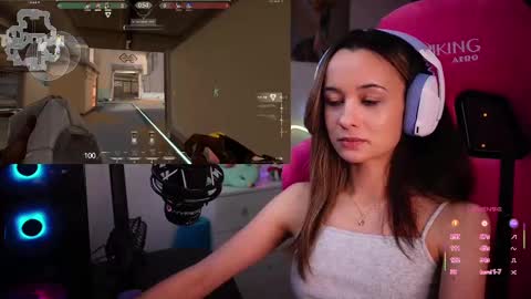 Snapshot of juicy___angel chatting on 03-07-25, 11:16 Angelina online show from 03-07-25, 11:16