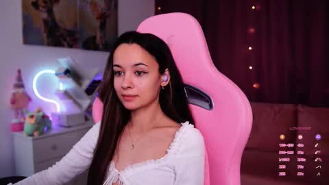 Snapshot of juicy___angel chatting on 09-11-25, 10:04 Angelina online show from 09-11-25, 10:04