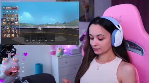 Snapshot of juicy___angel chatting on 10-18-25, 11:00 Angelina online show from 10-18-25, 11:00