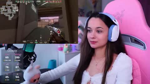 Snapshot of juicy___angel chatting on 11-21-25, 11:42 Angelina online show from 11-21-25, 11:42