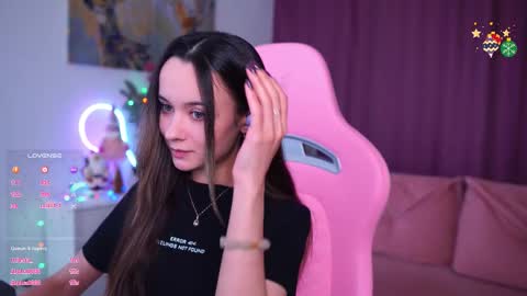 Snapshot of juicy___angel chatting on 12-17-25, 02:12 Angelina online show from 12-17-25, 02:12