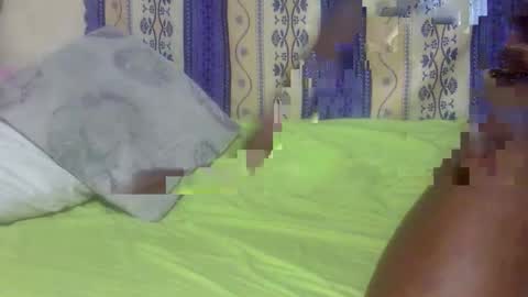 juicy_ass10 online show from 03-23-26, 05:39