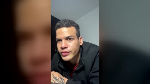 Snapshot of juicy_boy22 chatting on 03-05-26, 11:01 Miguel online show from 03-05-26, 11:01