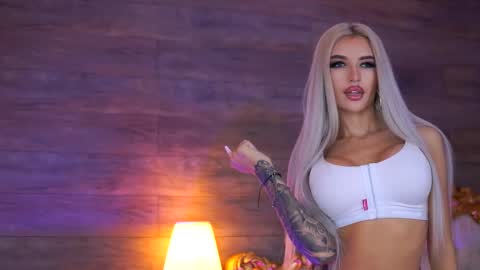 Snapshot of juicy_jessye chatting on 09-09-25, 08:08 Jessye online show from 09-09-25, 08:08