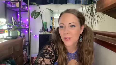 juicy_jussy online show from 04-27-26, 08:18