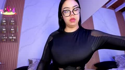 Snapshot of juicy_led_ chatting on 10-18-25, 11:11 Juicy online show from 10-18-25, 11:11