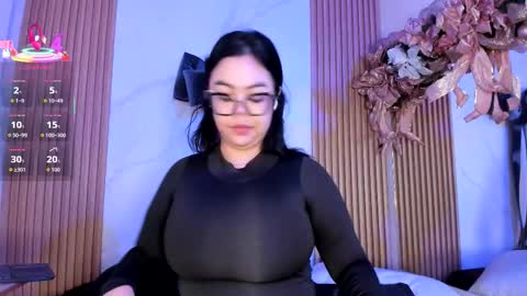 Juicy online show from 12-22-25, 11:07