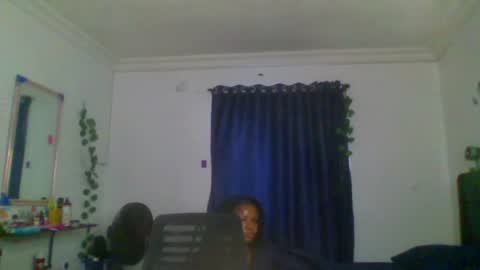 Snapshot of juicy_pussy1122 chatting on 12-01-25, 08:19 Emily online show from 12-01-25, 08:19