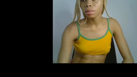 Snapshot of juicy_slut0 chatting on 06-04-26, 07:36 Champaign online show from 06-04-26, 07:36