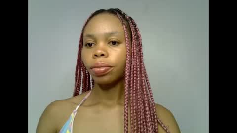 Snapshot of juicy_slut0 chatting on 07-15-26, 12:10 Champaign online show from 07-15-26, 12:10