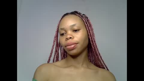 Snapshot of juicy_slut0 chatting on 07-18-26, 07:56 Champaign online show from 07-18-26, 07:56
