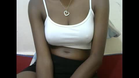 Snapshot of juicyebonitaa chatting on 11-29-25, 06:33 juicyebonitaa online show from 11-29-25, 06:33