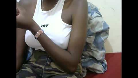 Snapshot of juicyebonitaa chatting on 12-14-25, 07:07 juicyebonitaa online show from 12-14-25, 07:07