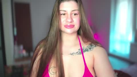 Snapshot of juicyhelenx chatting on 05-15-26, 12:45 Elena online show from 05-15-26, 12:45