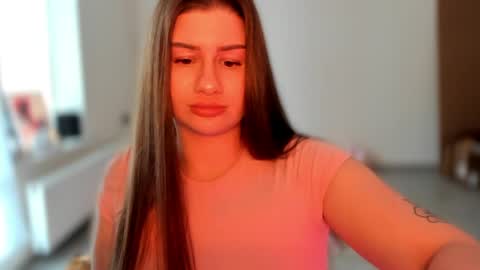 Snapshot of juicyhelenx chatting on 05-26-26, 03:08 Elena online show from 05-26-26, 03:08