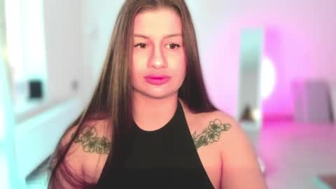 Snapshot of juicyhelenx chatting on 06-12-26, 02:38 Elena online show from 06-12-26, 02:38