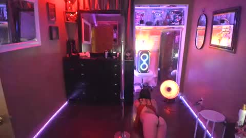 Snapshot of juicyjayxxx69 chatting on 02-14-25, 03:33 juicyjayxxx69 online show from 02-14-25, 03:33