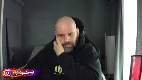 JuicyLounge online show from 04-16-26, 11:22