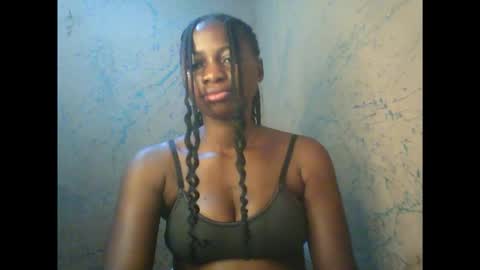 juicypiexx online show from 11-16-25, 11:21