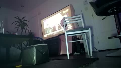 juicystraw online show from 12-02-25, 05:35