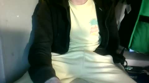 Snapshot of juju78juju chatting on 02-12-25, 09:54 juju78juju online show from 02-12-25, 09:54